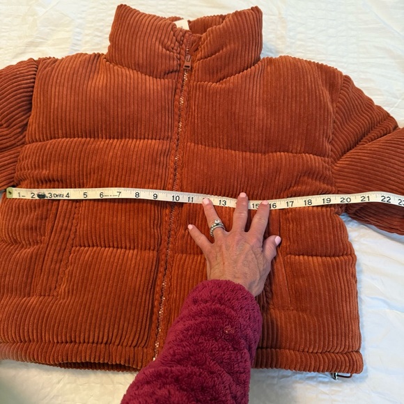 NWT 7 for All Mankind Corduroy Cropped Puffer Jacket Size S - Picture 14 of 16